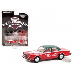 1983 Dodge Diplomat - Veteran`s Cab Co - Hobby Exclusive - 1/64 Greenlight -30283